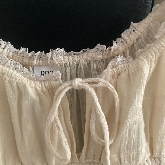 Summer lace detail Jumpsuit/Romper/playsuit BDG Urban Outfitters Size S/M NWOT - Picture 3 of 4